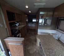2015 Thor Motor Coach A.C.E. 27.1, $ 42,500