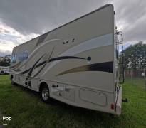 2015 Thor Motor Coach A.C.E. 27.1, $ 42,500