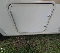 2015 Thor Motor Coach A.C.E. 27.1, $ 42,500