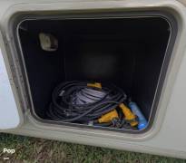 2015 Thor Motor Coach A.C.E. 27.1, $ 42,500