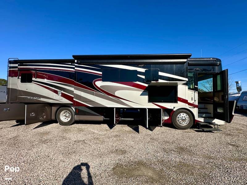 2017 Tiffin Phaeton 36GH, $ 189,999