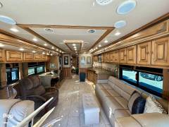 2017 Tiffin Phaeton 36GH, $ 189,999