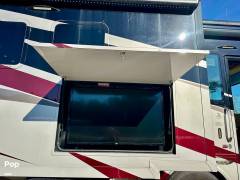 2017 Tiffin Phaeton 36GH, $ 189,999