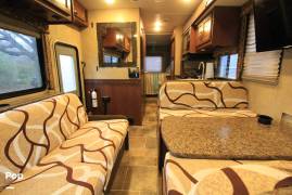 2017 Thor Motor Coach Freedom Elite 29FE, $ 49,000