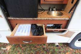 2017 Thor Motor Coach Freedom Elite 29FE, $ 49,000