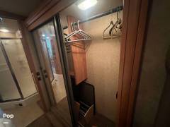 2008 Winnebago Adventurer Limited 37GL, $ 30,000
