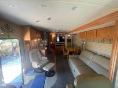 2008 Winnebago Adventurer Limited 37GL, $ 30,000