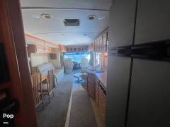 2008 Winnebago Adventurer Limited 37GL, $ 30,000