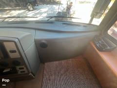 2008 Winnebago Adventurer Limited 37GL, $ 30,000