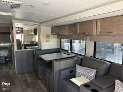 2022 Winnebago Vista 32M, $ 149,000