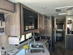 2022 Winnebago Vista 32M, $ 149,000