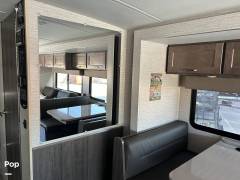 2022 Winnebago Vista 32M, $ 149,000
