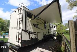 2021 Forest River Heritage Glen Elite 36FL, $ 49,500