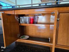 2001 Carver 570 Voyager Pilothouse, $ 279,999.00