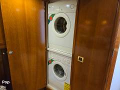 2001 Carver 570 Voyager Pilothouse, $ 279,999.00