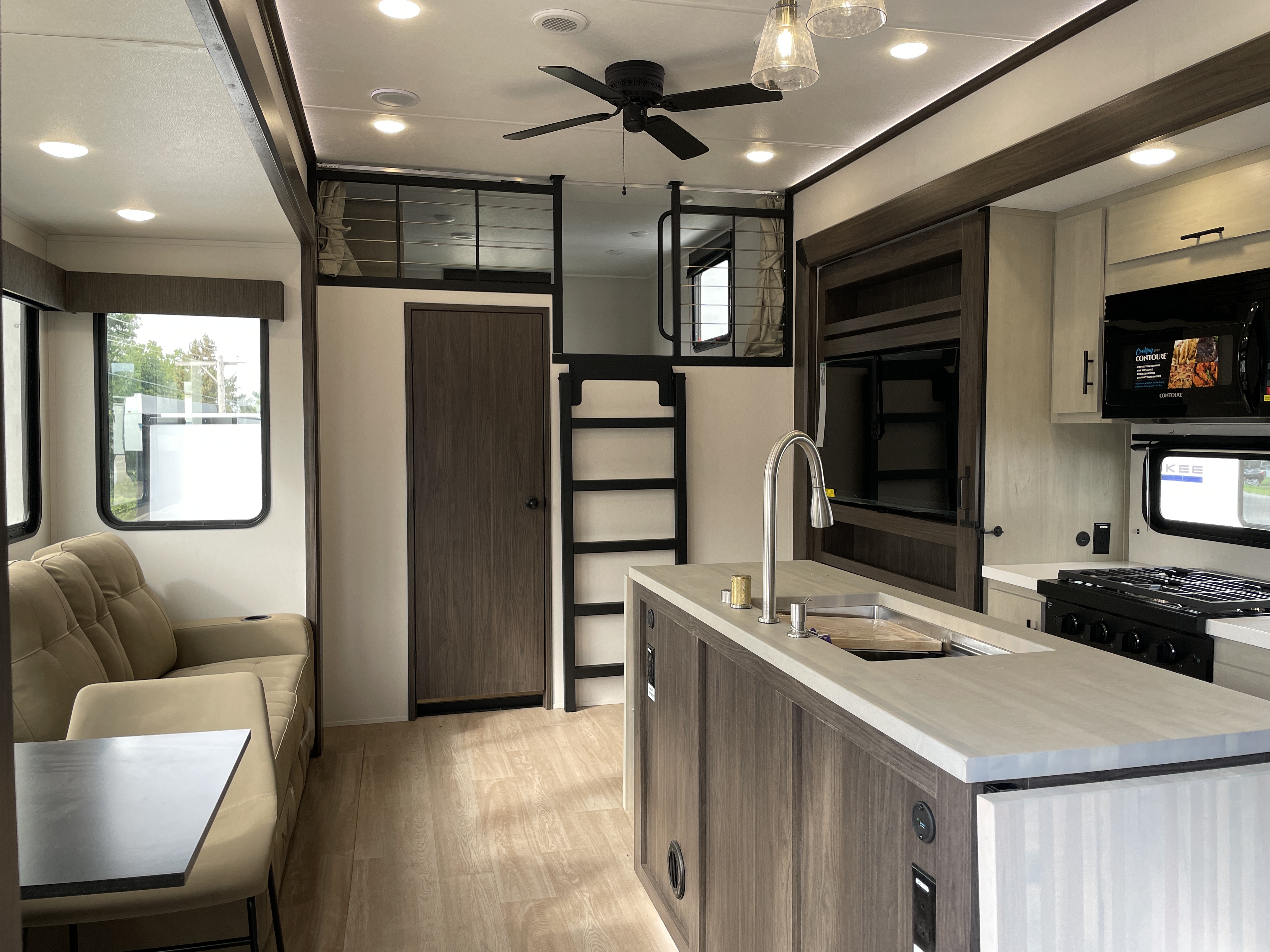 2027 Forest River Cherokee Arctic Wolf 37LOFT, $ 73,999