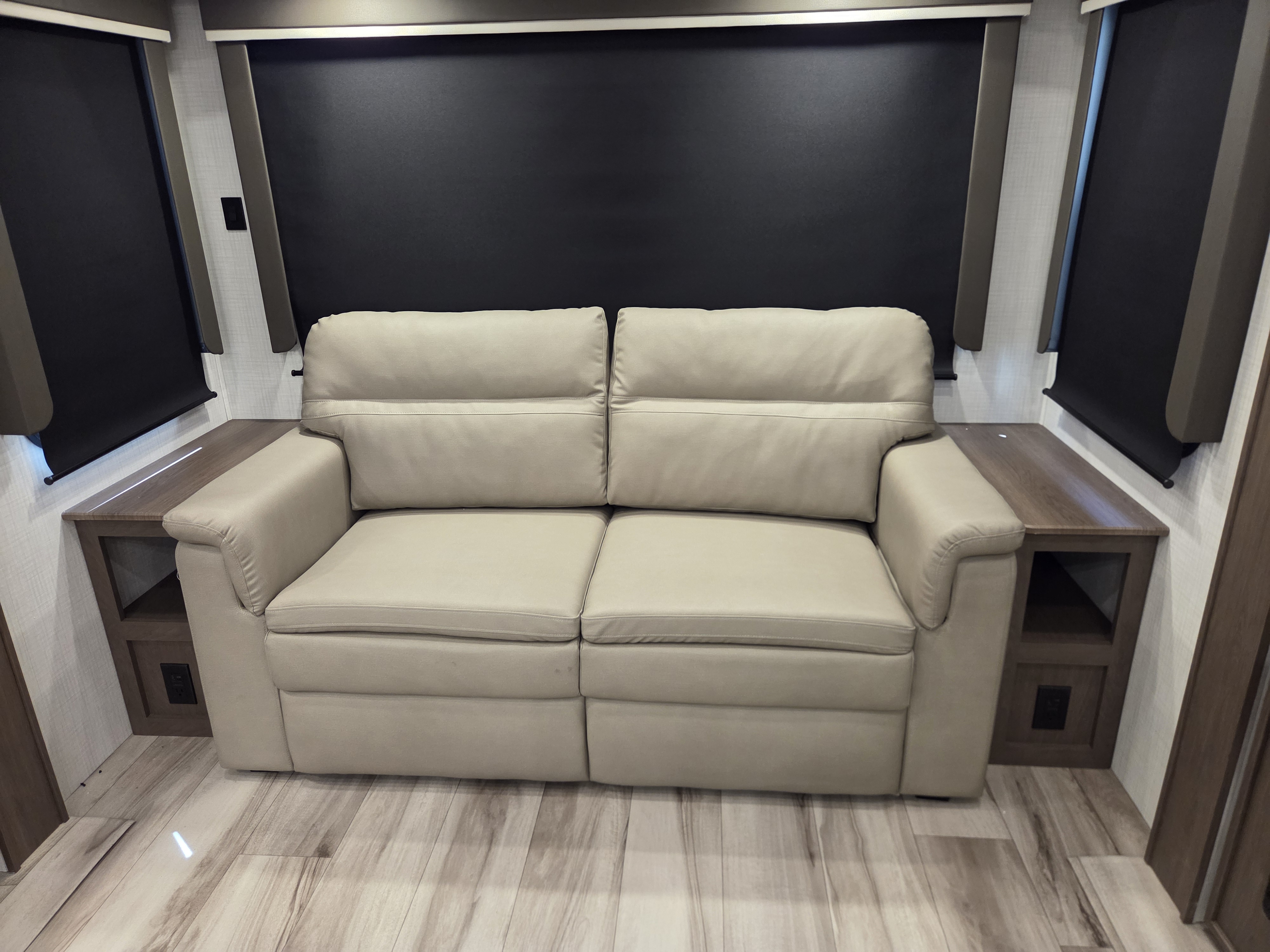 2027 Keystone Cougar 316RLS, $ 72,990