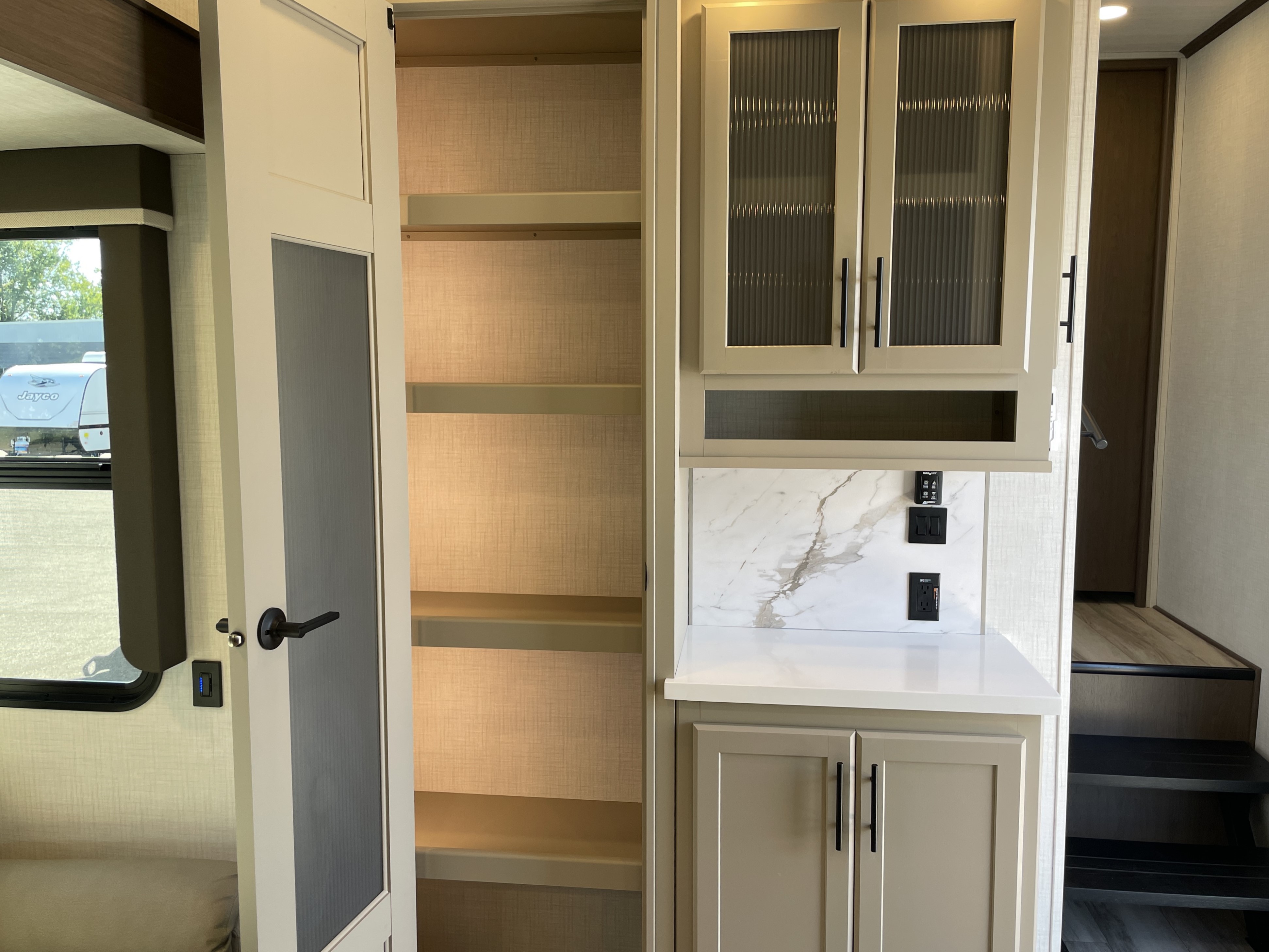 2027 Keystone Cougar 260MLE, $ 64,999