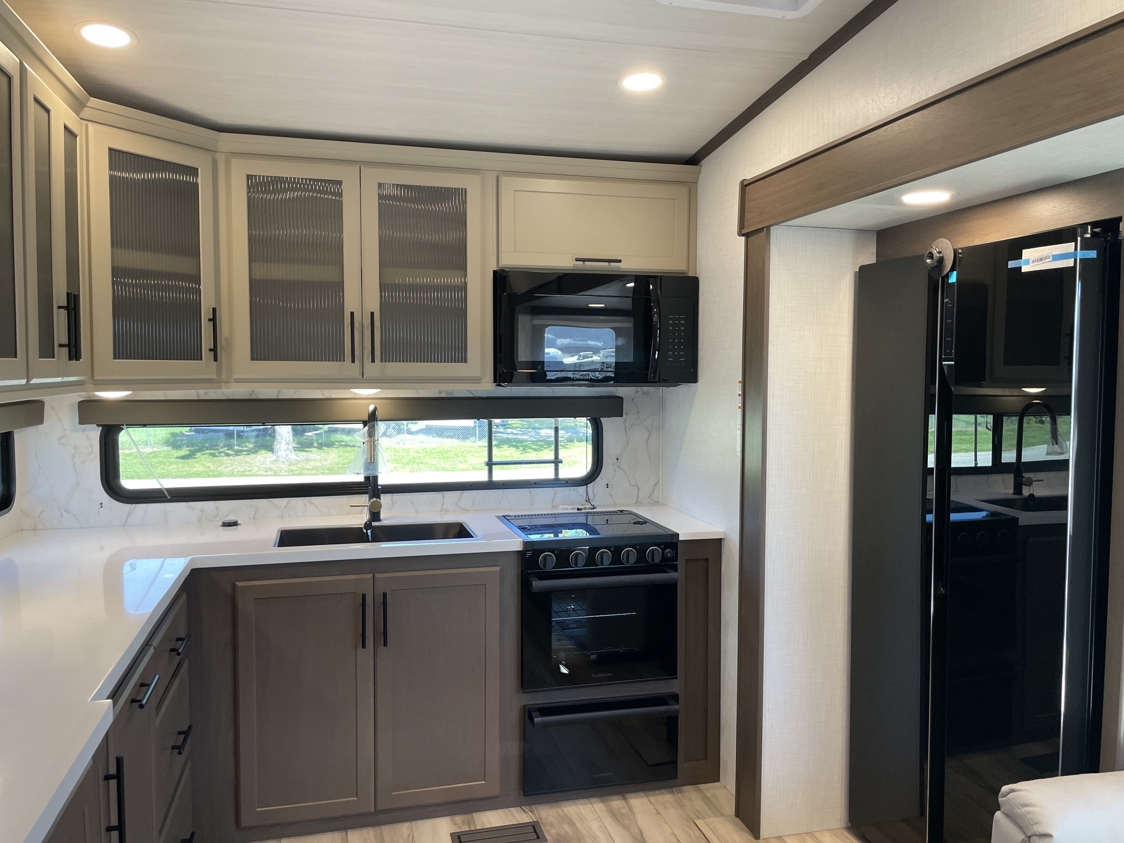 2027 Keystone Cougar 260MLE, $ 64,999