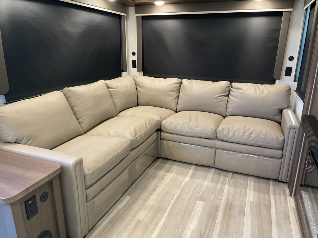 2026 Keystone Cougar Half-Ton 30REP, $ 59,999
