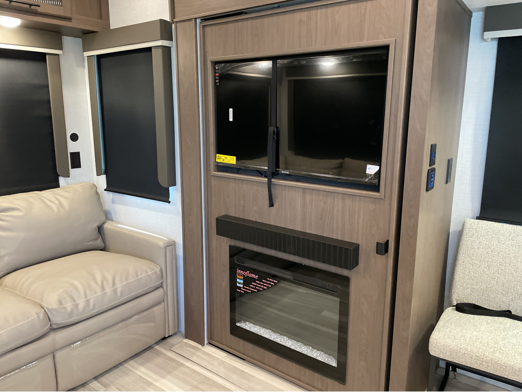 2026 Keystone Cougar Half-Ton 30REP, $ 59,999