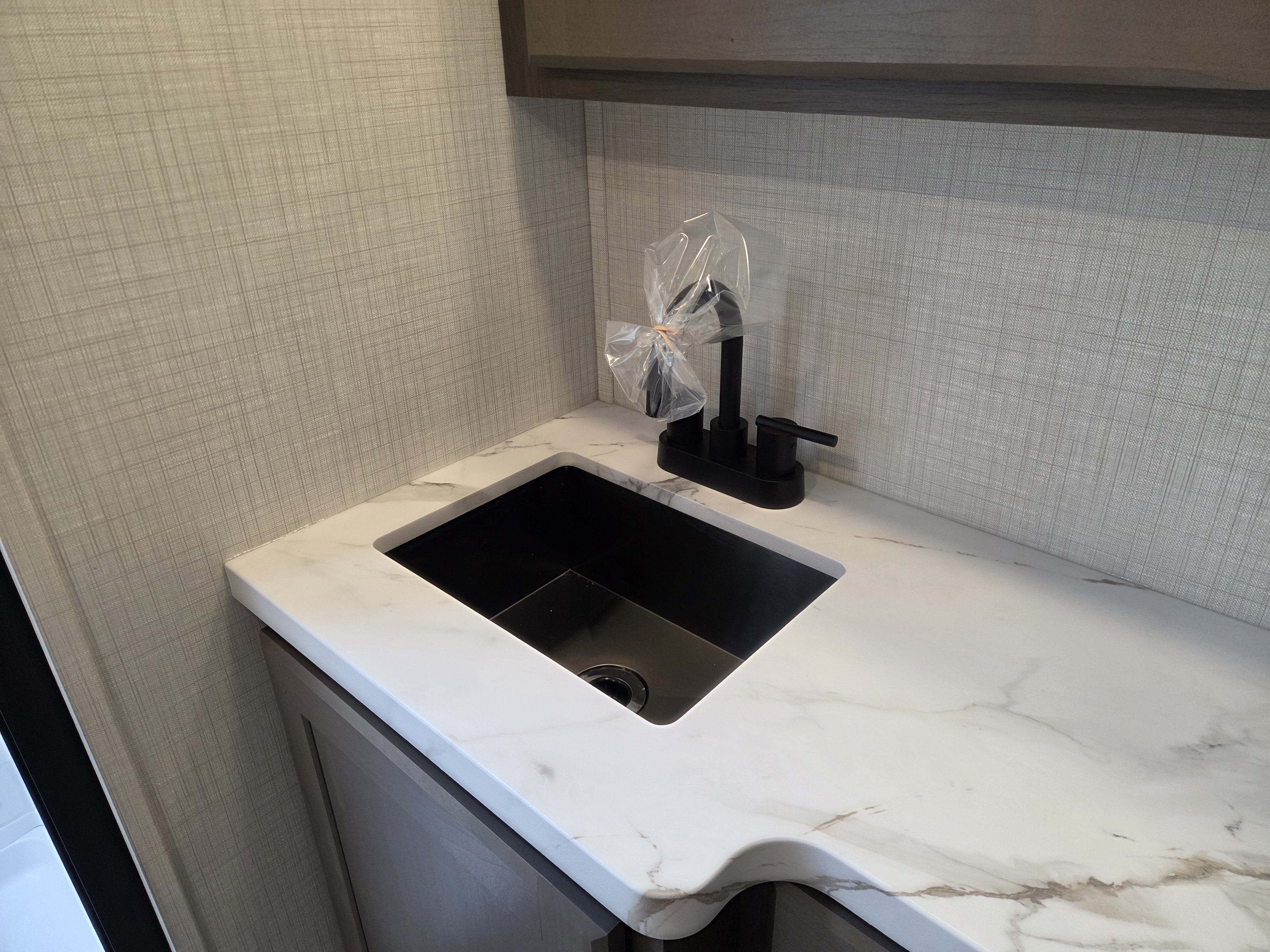 2027 Keystone Cougar Half-Ton (Fifth Wheel) 26RES, $ 55,990
