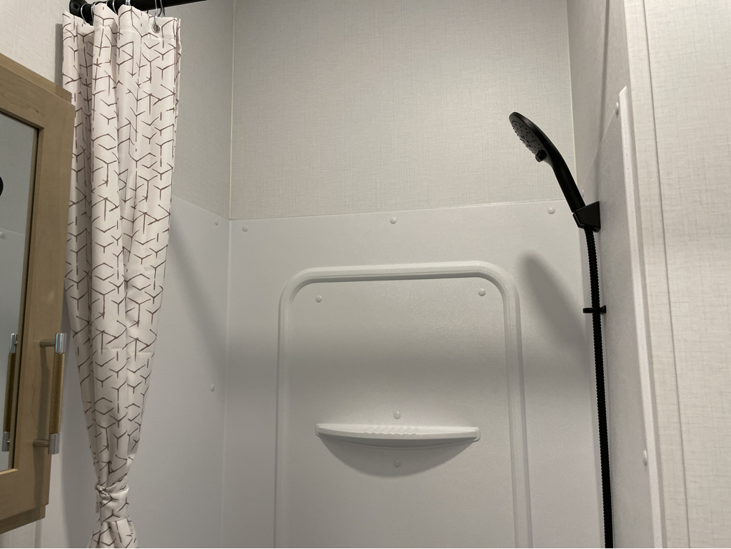 2026 Keystone Raptor 433, $ 125,995
