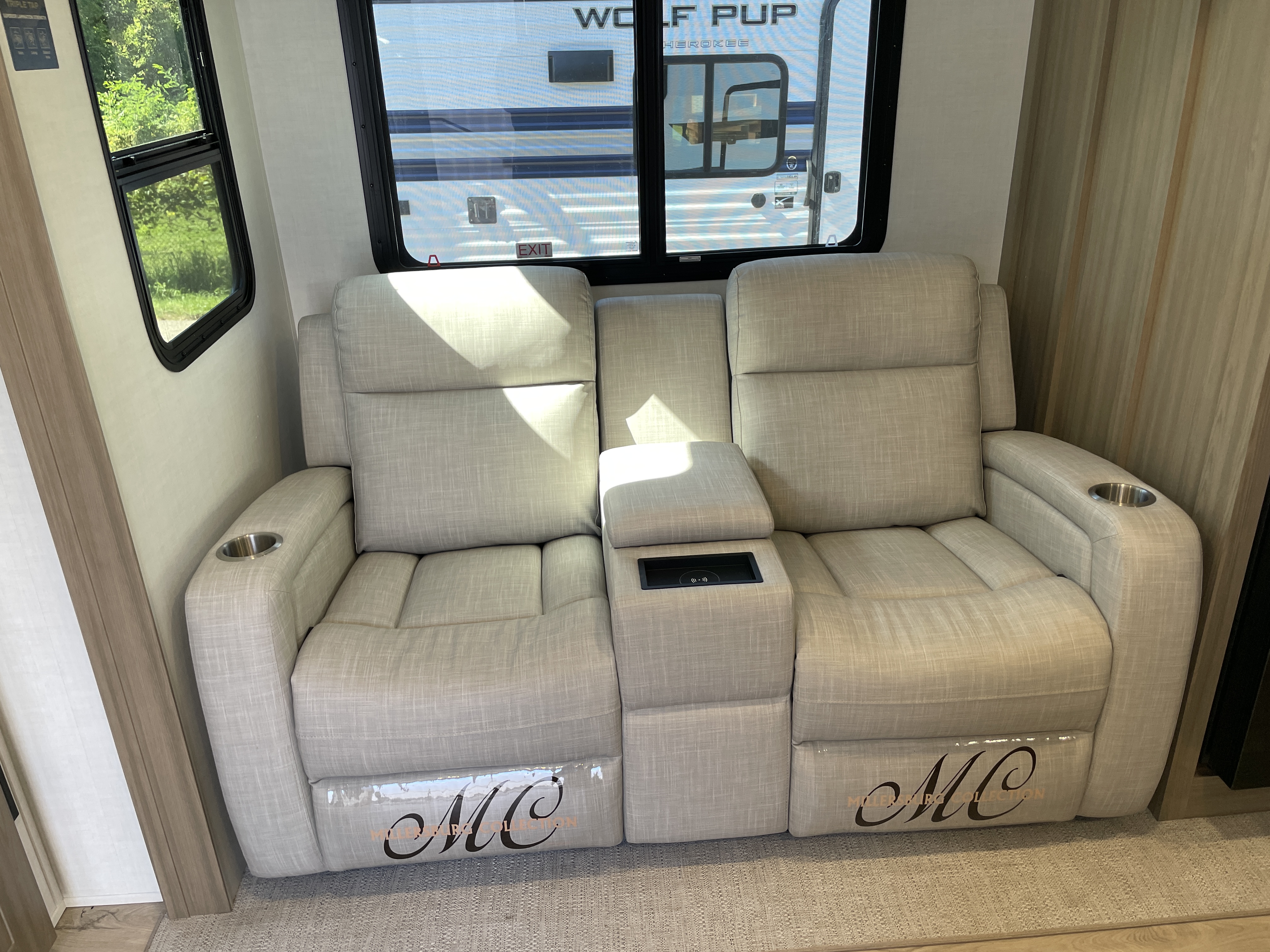 2027 Forest River Rockwood Mini Lite 2523MBR, $ 46,999