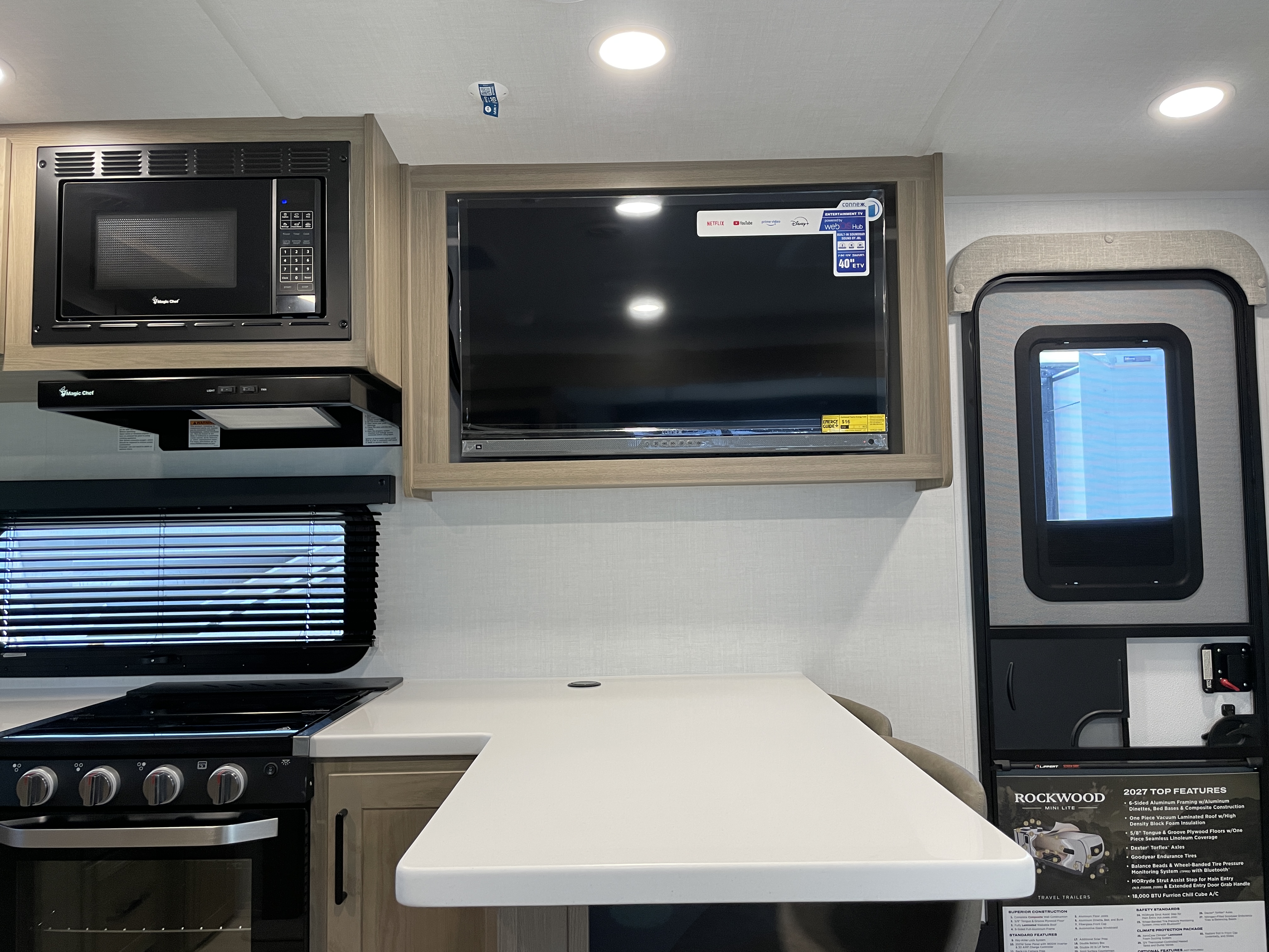 2027 Forest River Rockwood Mini Lite 2523MBR, $ 46,999