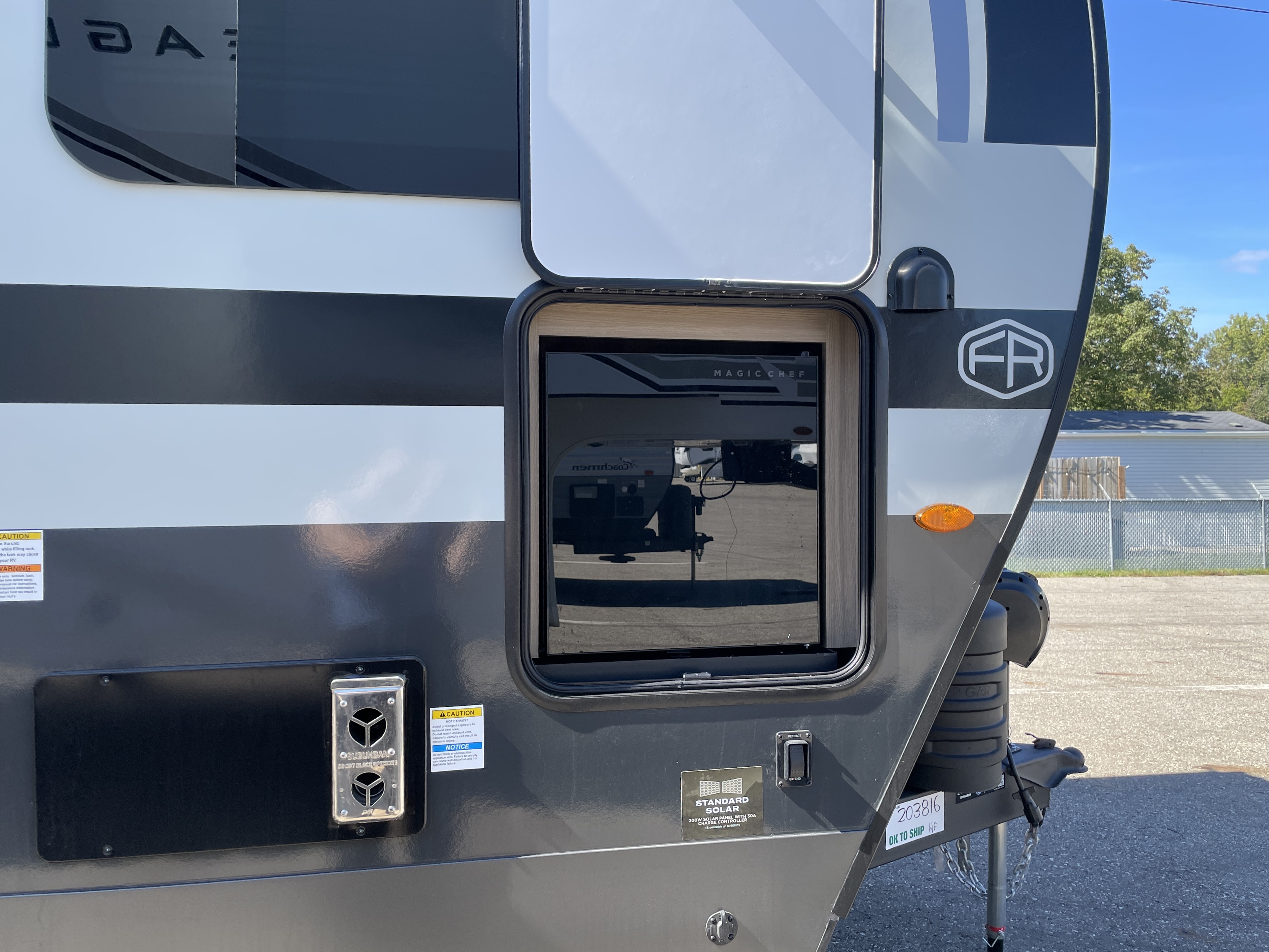 2027 Forest River Rockwood Mini Lite 2523MBR, $ 46,999