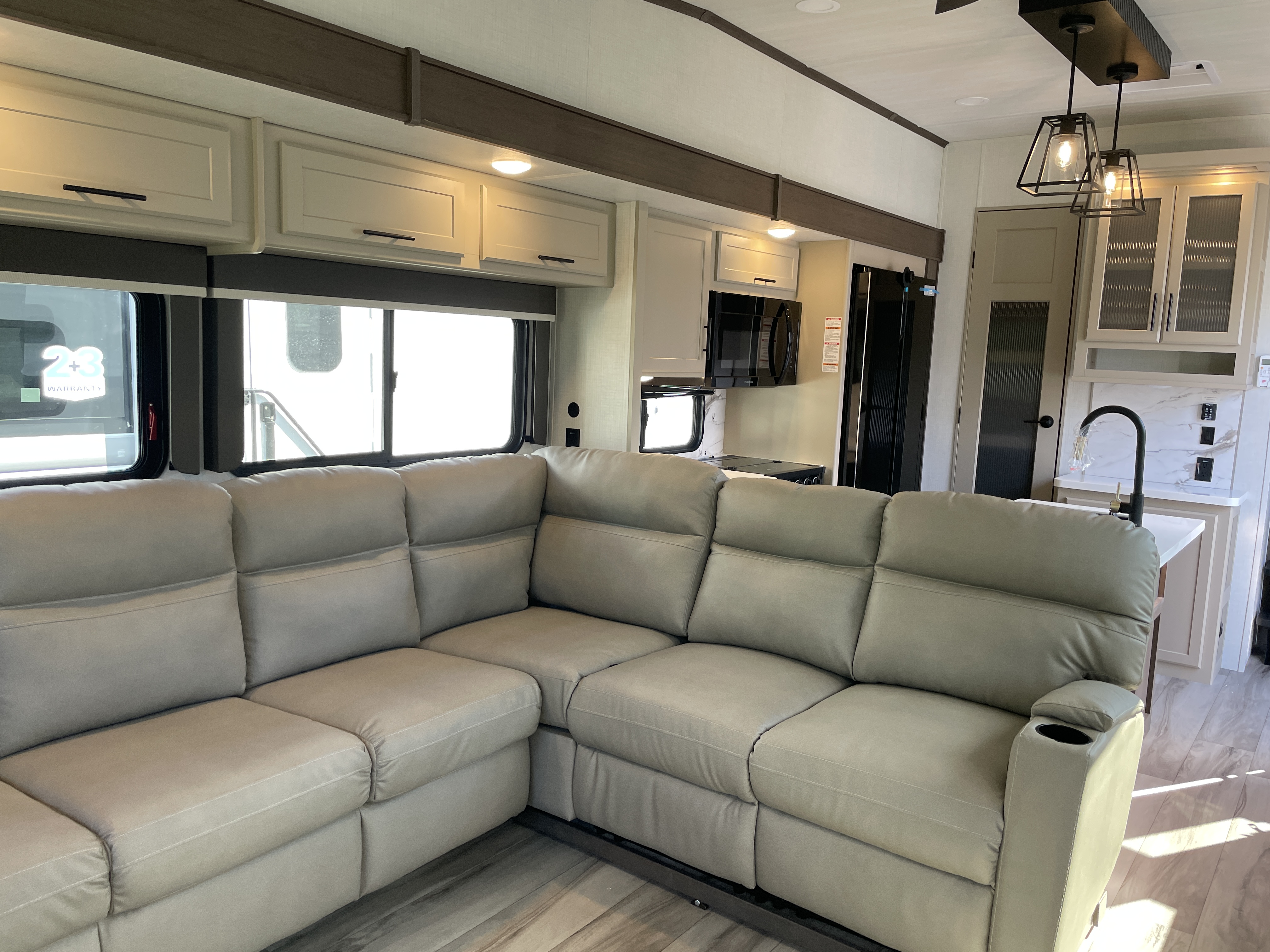 2027 Keystone Cougar 320RDS, $ 69,990