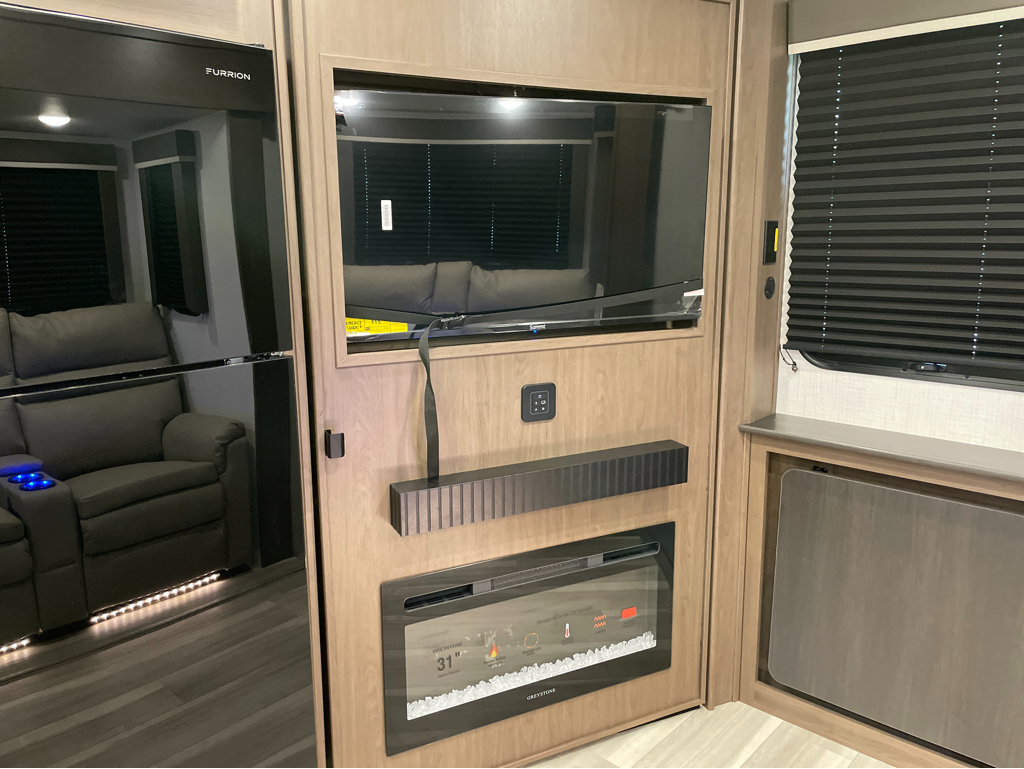 2026 Keystone Cougar Sport 2400RE, $ 35,990