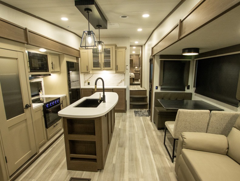 2026 Keystone Cougar Half-Ton (Fifth Wheel) 29RLI, $ 53,999
