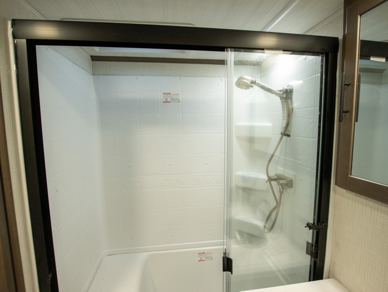 2026 Keystone Cougar Half-Ton (Fifth Wheel) 29RLI, $ 53,999