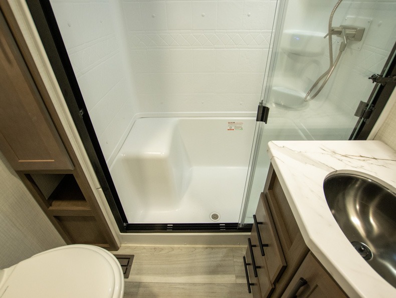 2026 Keystone Cougar Half-Ton (Fifth Wheel) 29RLI, $ 53,999