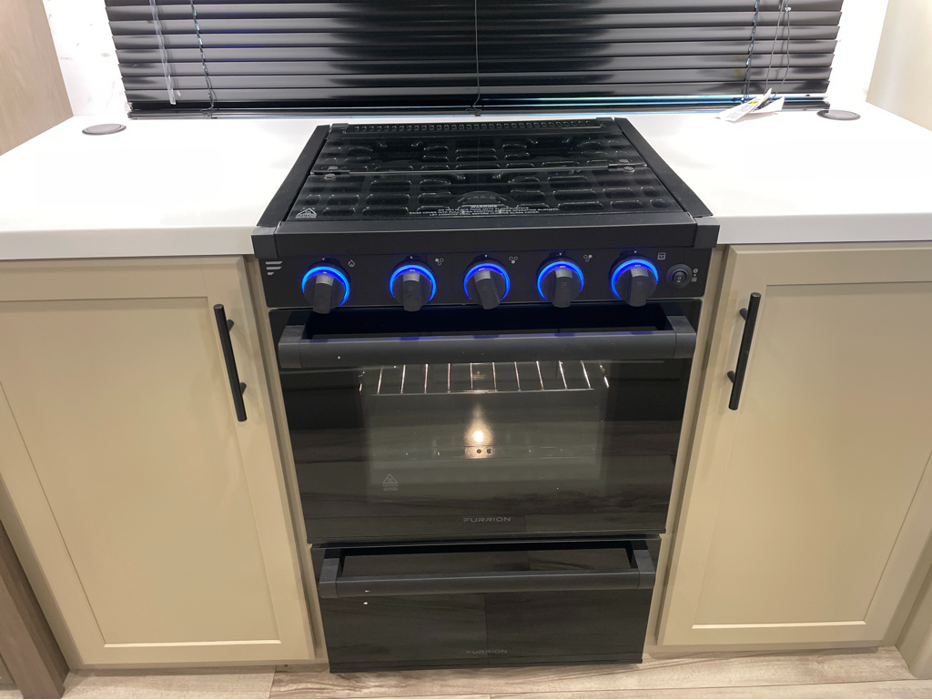 2027 Keystone Cougar 316RLS, $ 72,990
