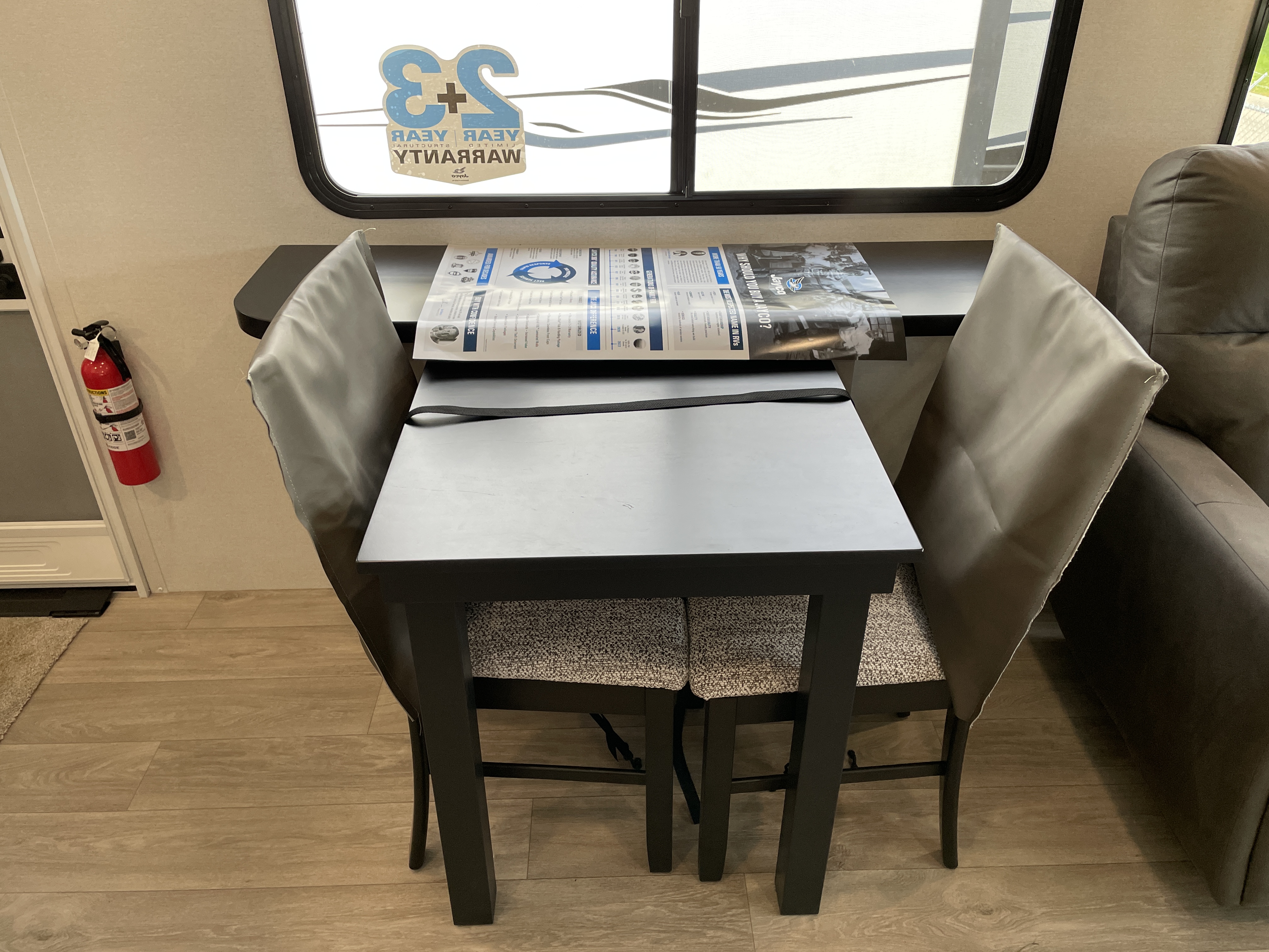 2027 Jayco Eagle SLE 34MBL, $ 54,995