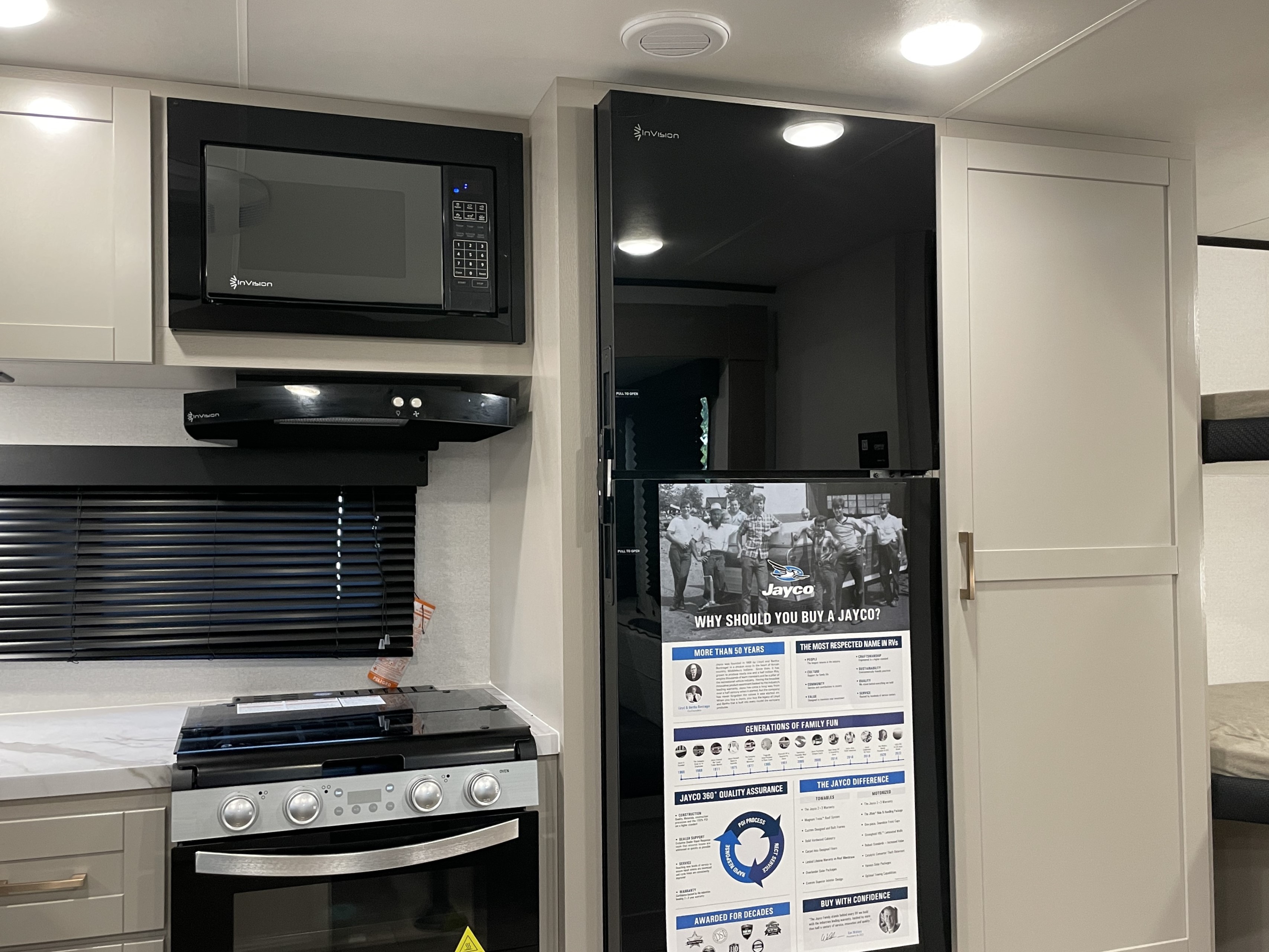 2027 Jayco Jay Feather SL 26BHSL, $ 30,990