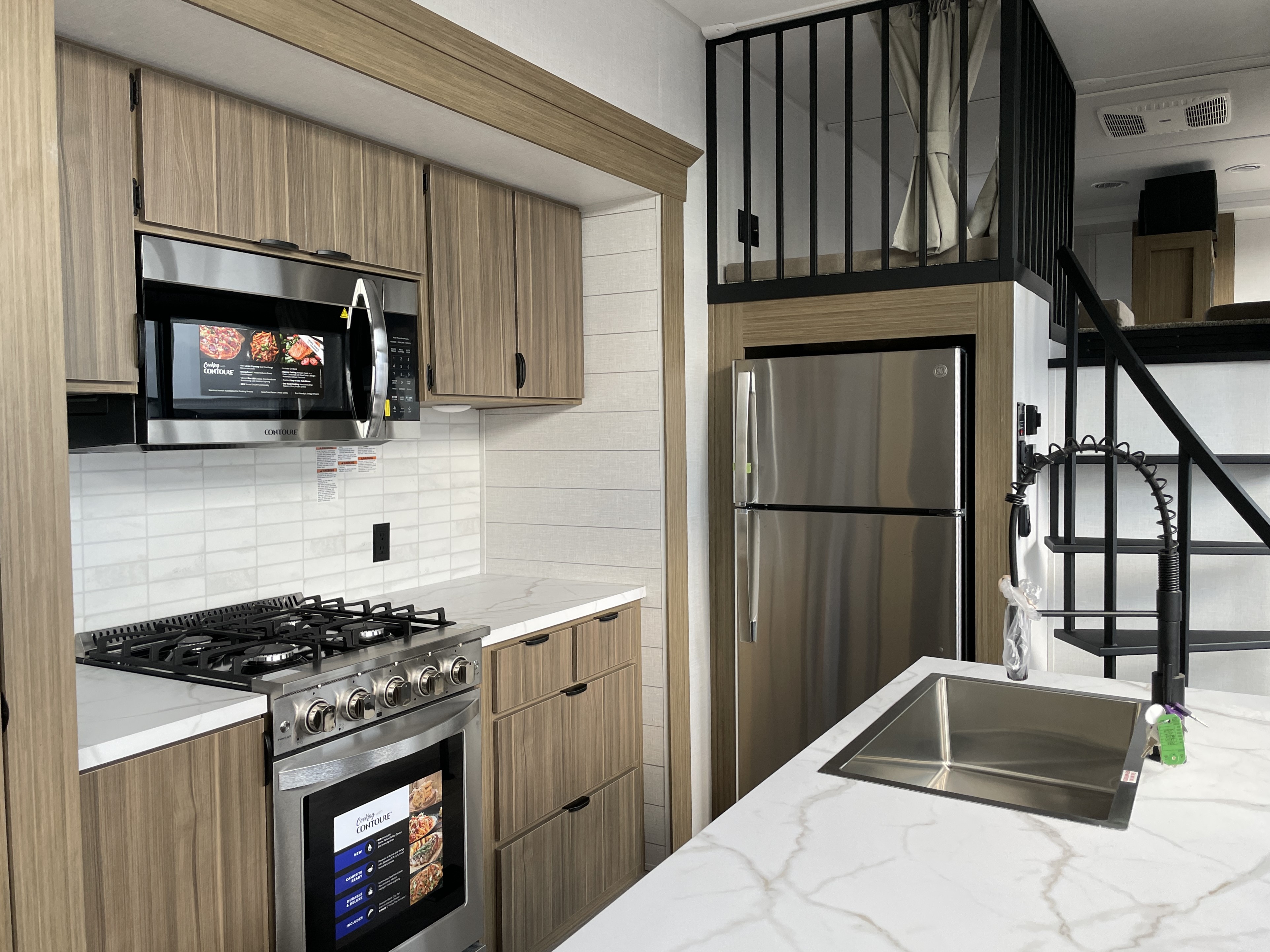2026 Forest River Salem Villa 42ICE, $ 59,999
