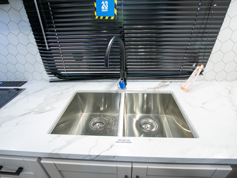 2026 Jayco Jay Feather 19MRK, $ 29,995