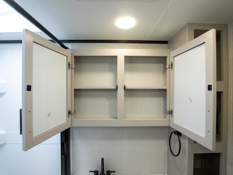 2026 Jayco Jay Feather 19MRK, $ 29,995