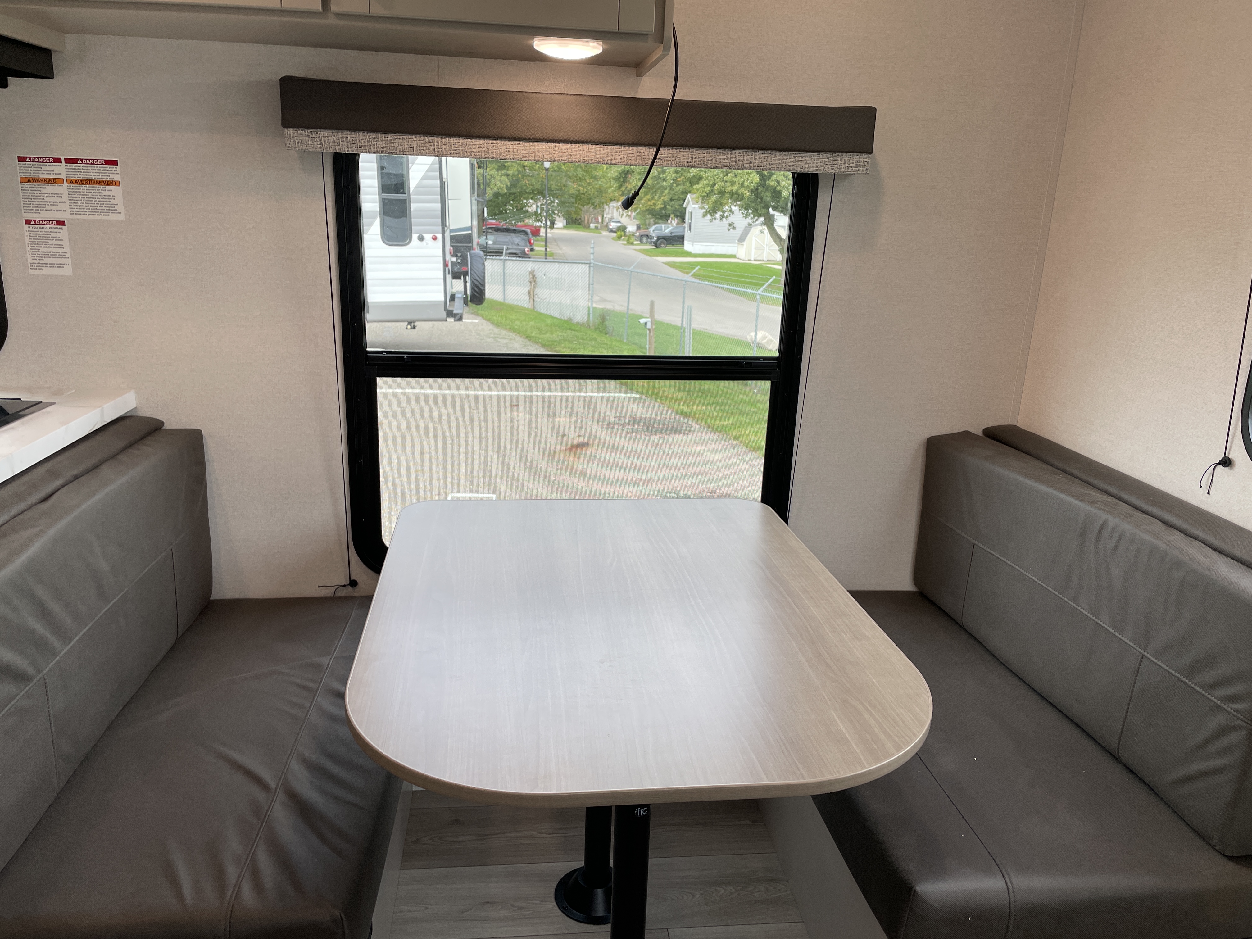 2027 Jayco Jay Flight 210QB, $ 22,999