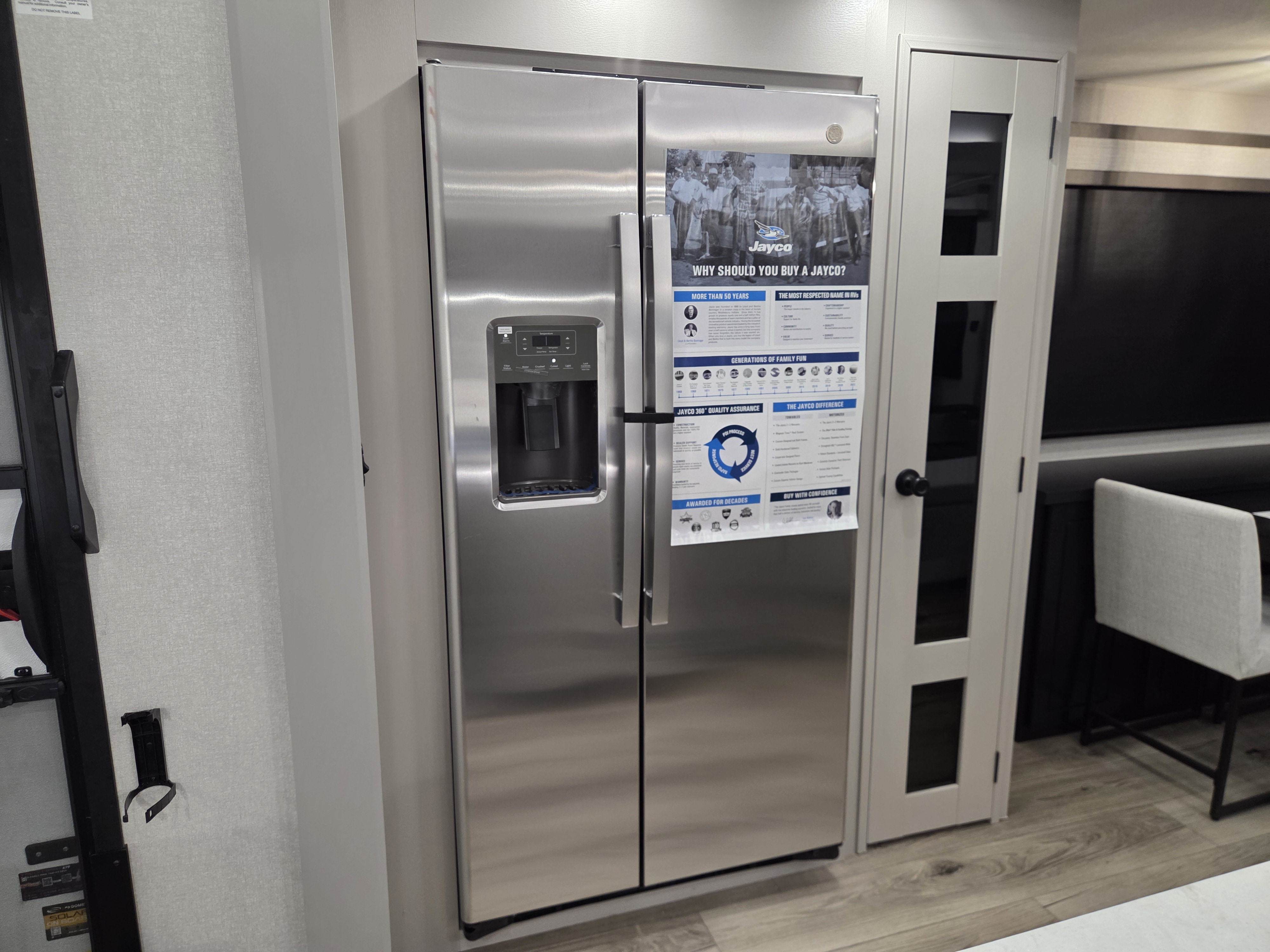 2026 Jayco North Point 395DSDB, $ 114,995
