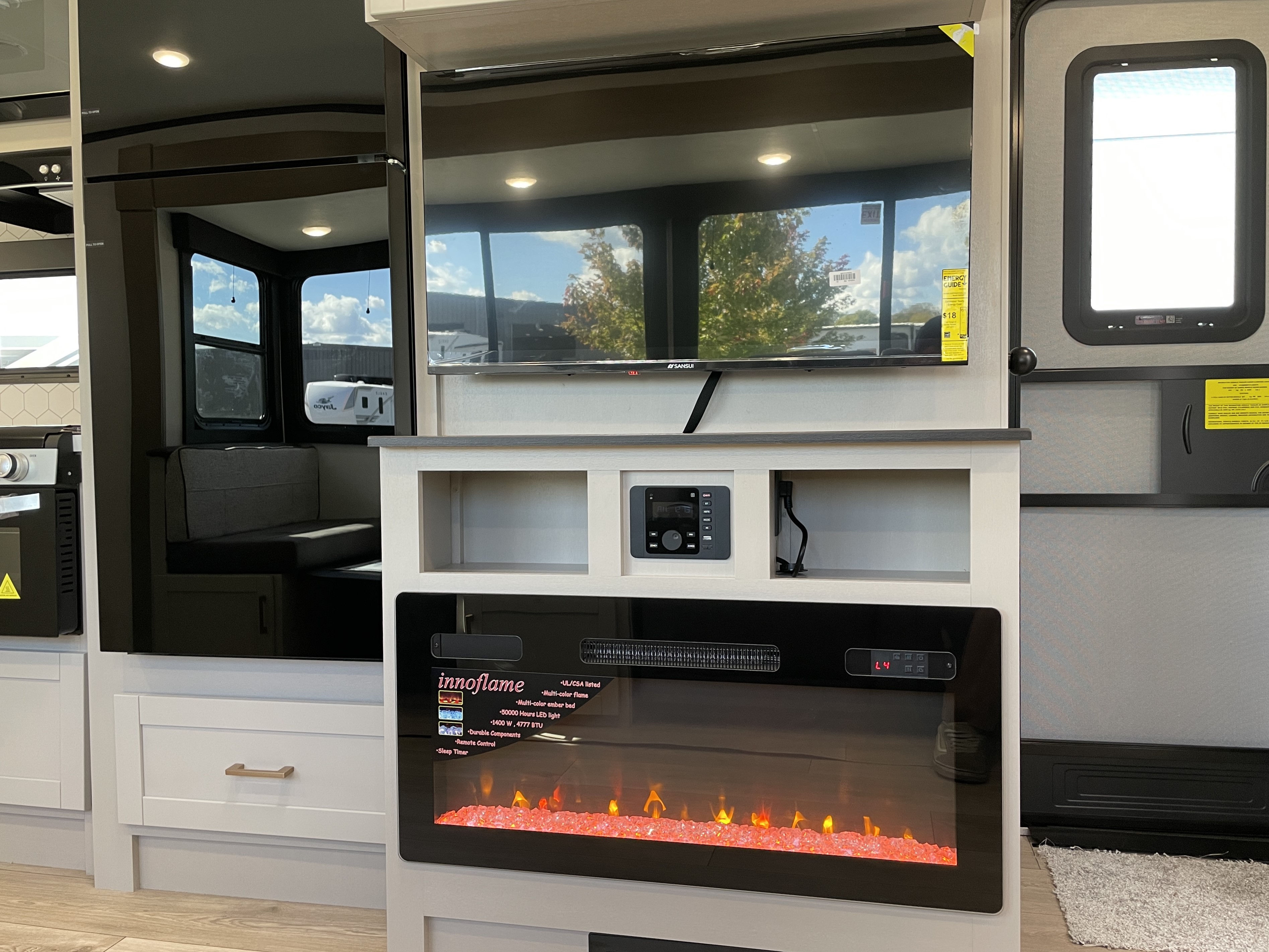 2027 Jayco Jay Feather 25RB, $ 56,529