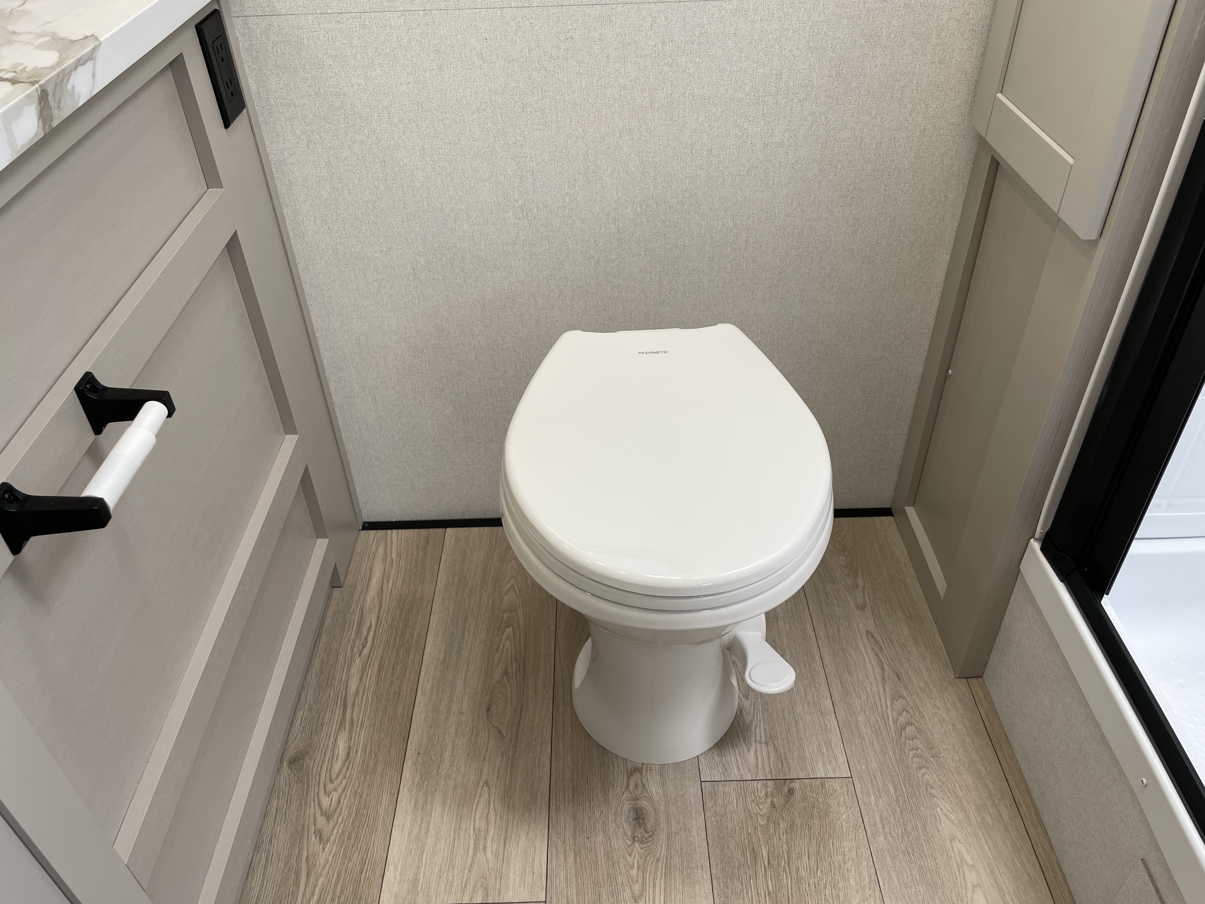 2027 Jayco Jay Feather 25RB, $ 56,529