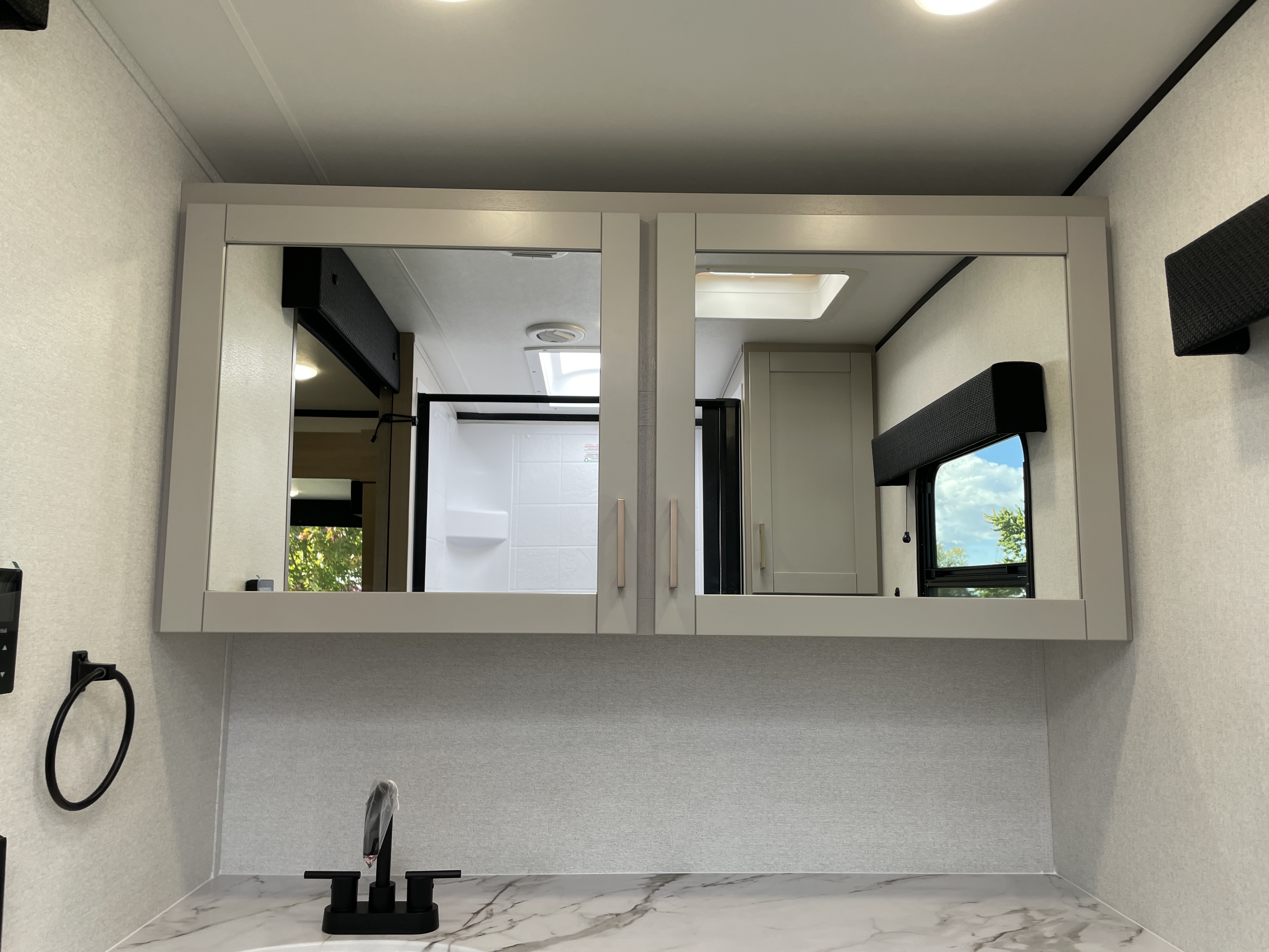 2027 Jayco Jay Feather 25RB, $ 56,529