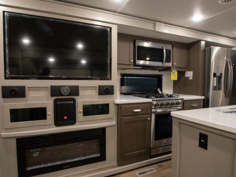 2023 Palomino River Ranch 390RL, $ 87,995
