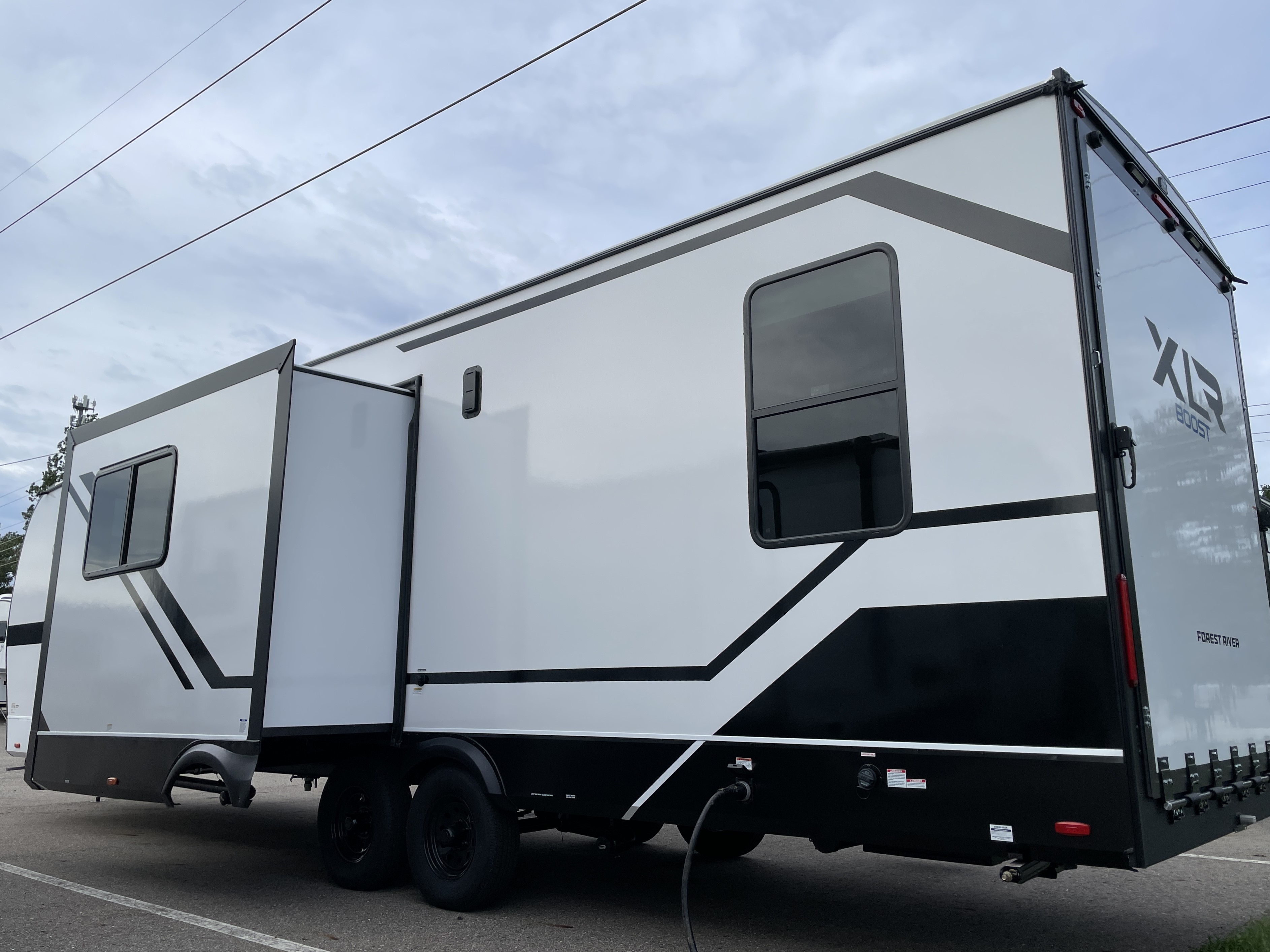 2027 Forest River XLR Boost 3012BX, $ 61,990