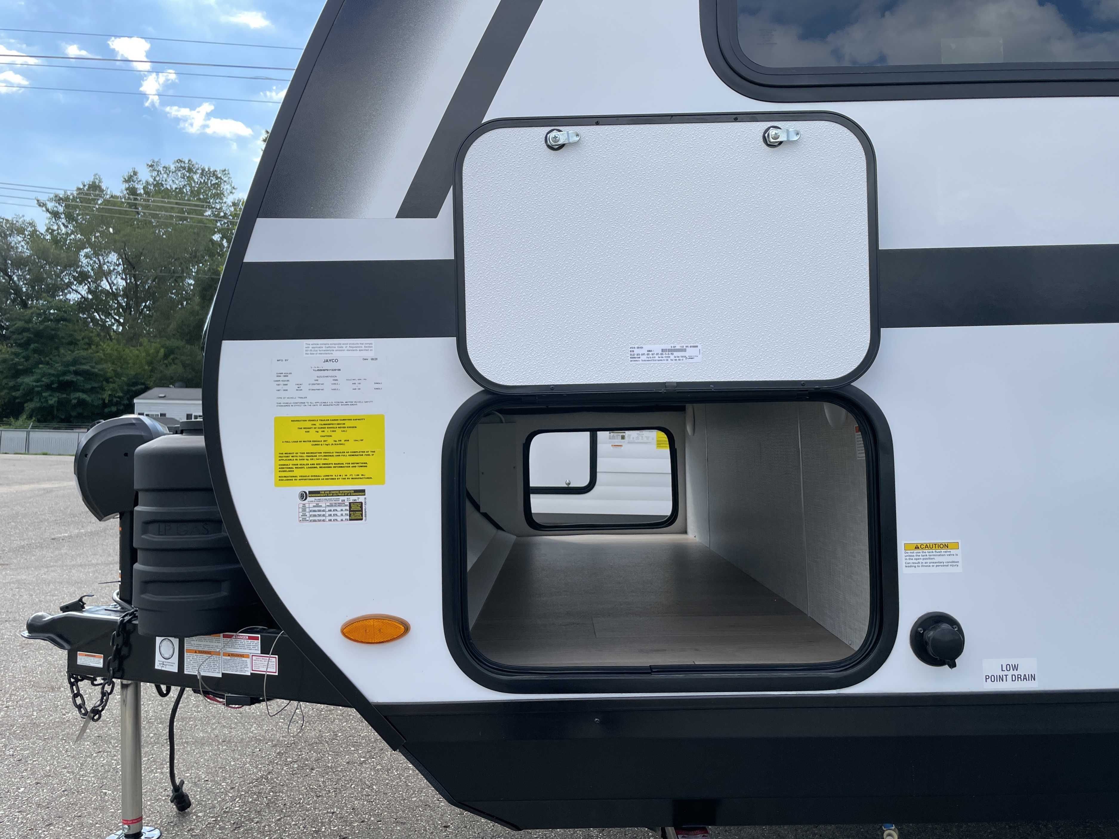 2027 Jayco Jay Feather SL 25RLSL, $ 31,999