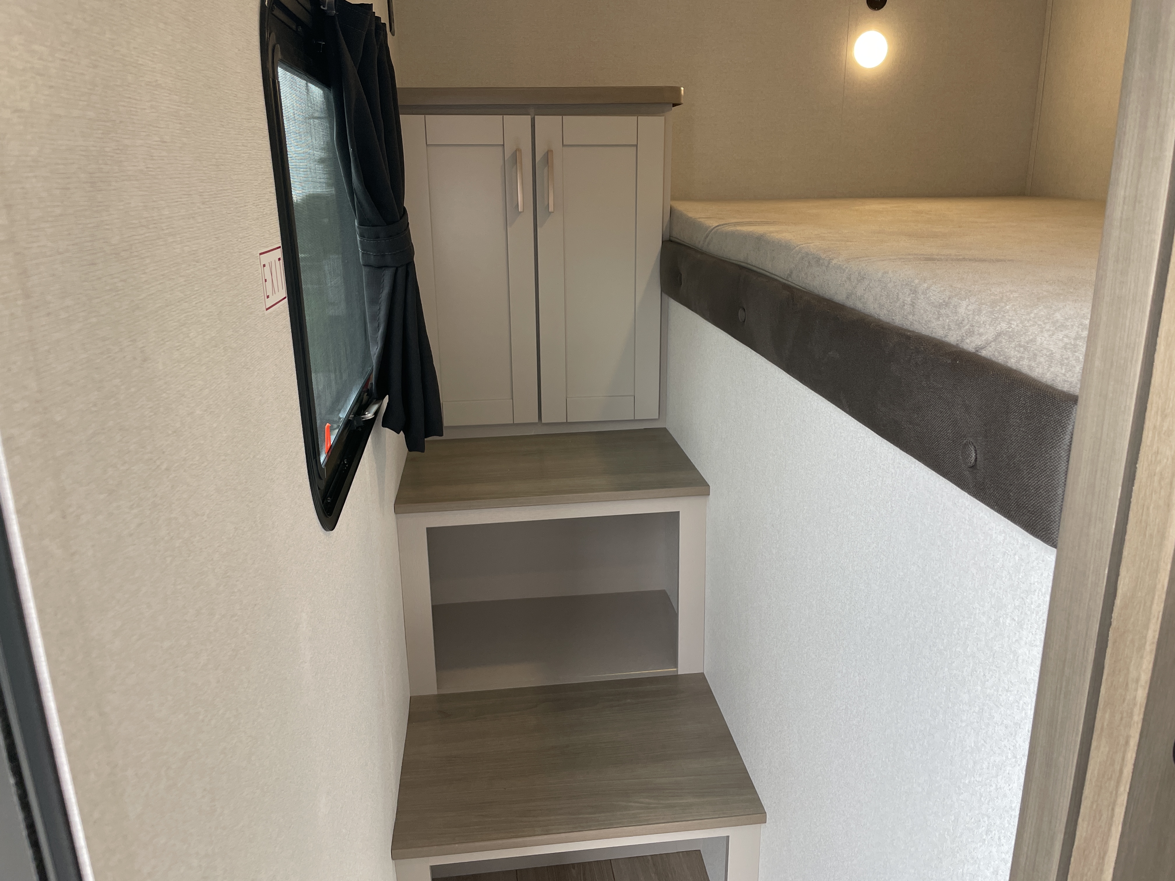 2027 Jayco Jay Flight 335BHS, $ 35,999